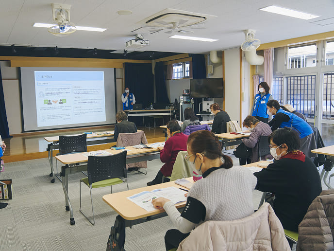 区民ひろばで開催!
ソフマップのスマホ教室でデジタルデバイド解消