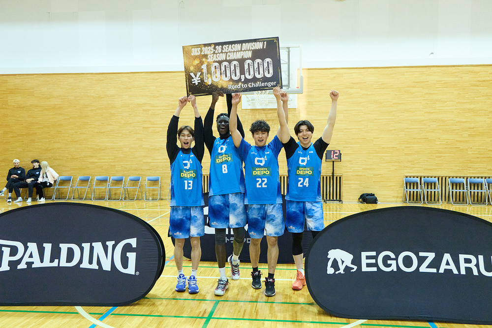 シーズン優勝した TEAM Q4 SHONAN