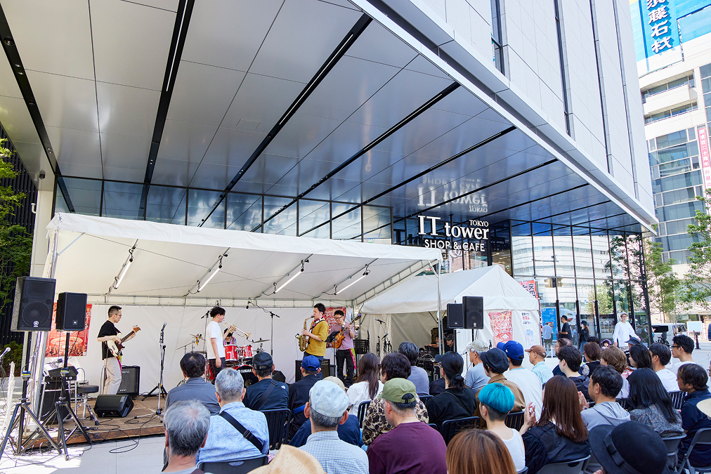 IT tower TOKYO ITスクエア(冬眠club)